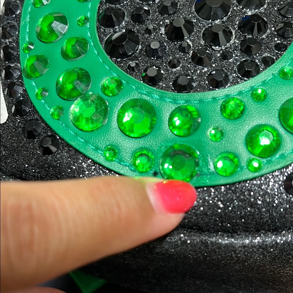 Bath & Body Works Eye-Shaped Black and Green Clutch NWT - Picture 6 of 8